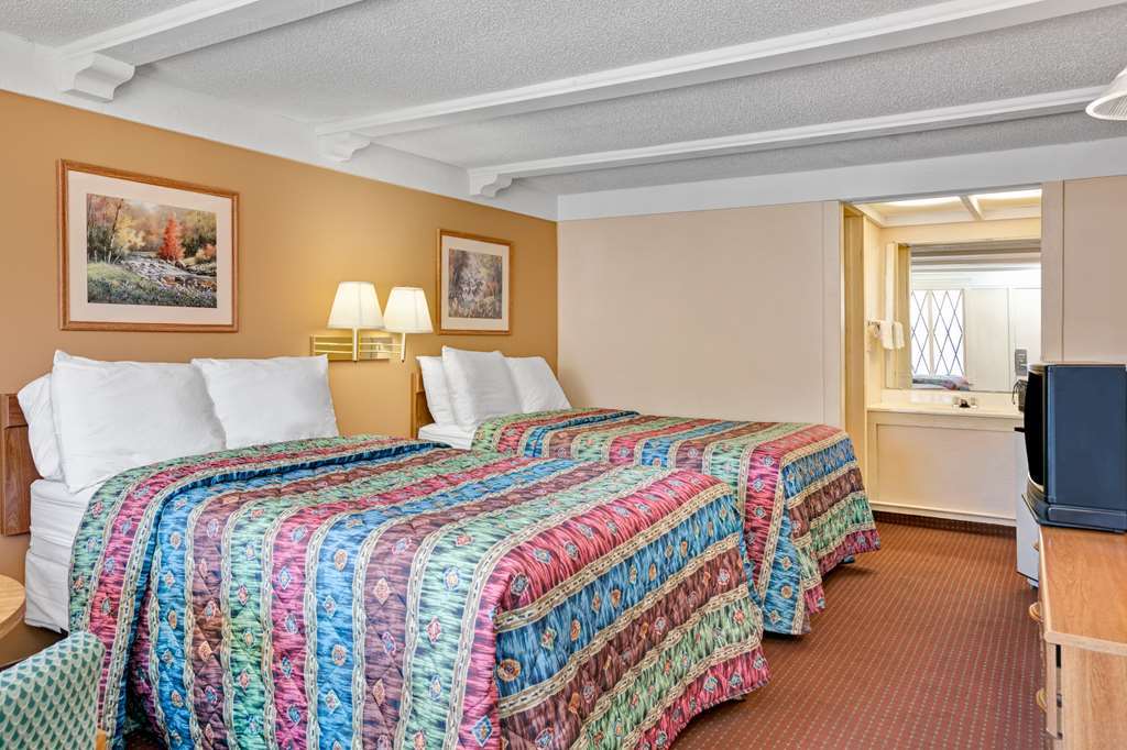 Knights Inn Charleston West Virginia Quarto foto